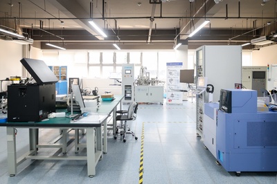 自旋芯片知名学者赵建华研究员全职加盟北航